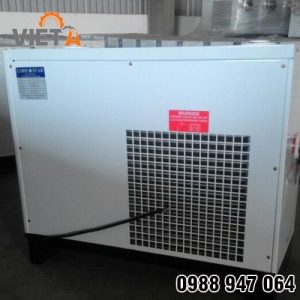 Air dryer