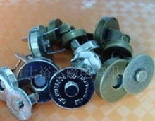 Magnet buttons