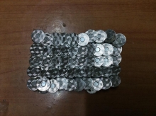 Magnet buttons