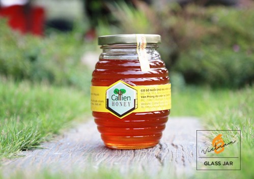 Bee-shaped glass jar