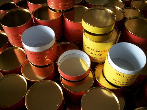 Paper cans & boxes