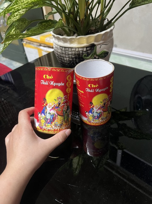 Paper cans & boxes