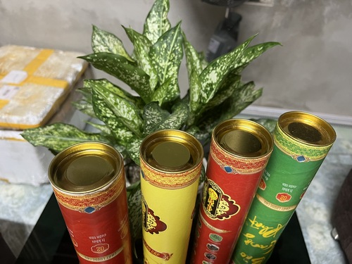 Paper cans & boxes