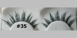 False eyelash pair