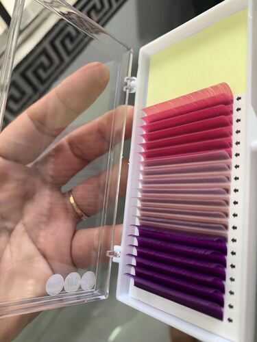 New model - color eyelash extensions