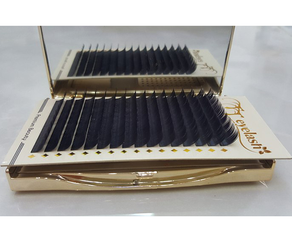 Big eyelash extensions