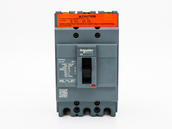 MCCB SCHNEIDER