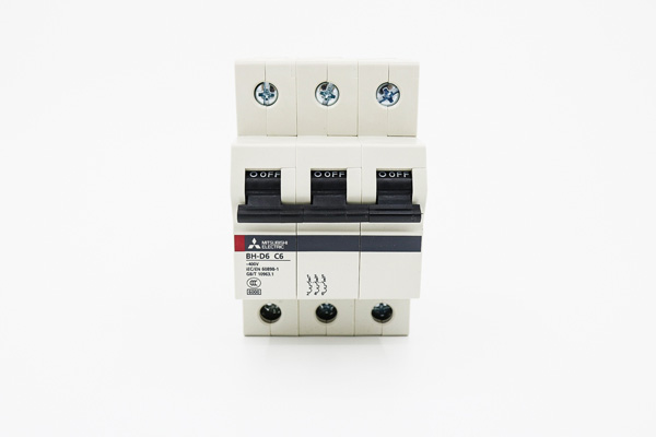 MCCB MITSUBISHI