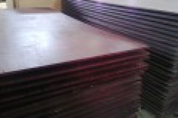 Glue-covered plywood