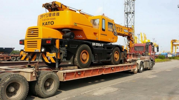 Equipment transport