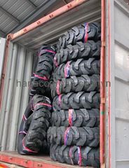 Motor grader tire