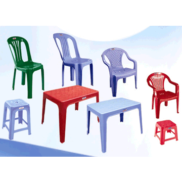 Plastic table & chair