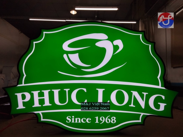 Frameless aluminium letter