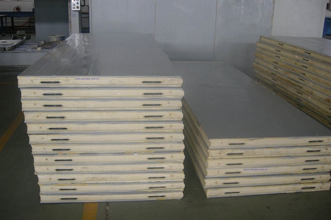 Insulation panel