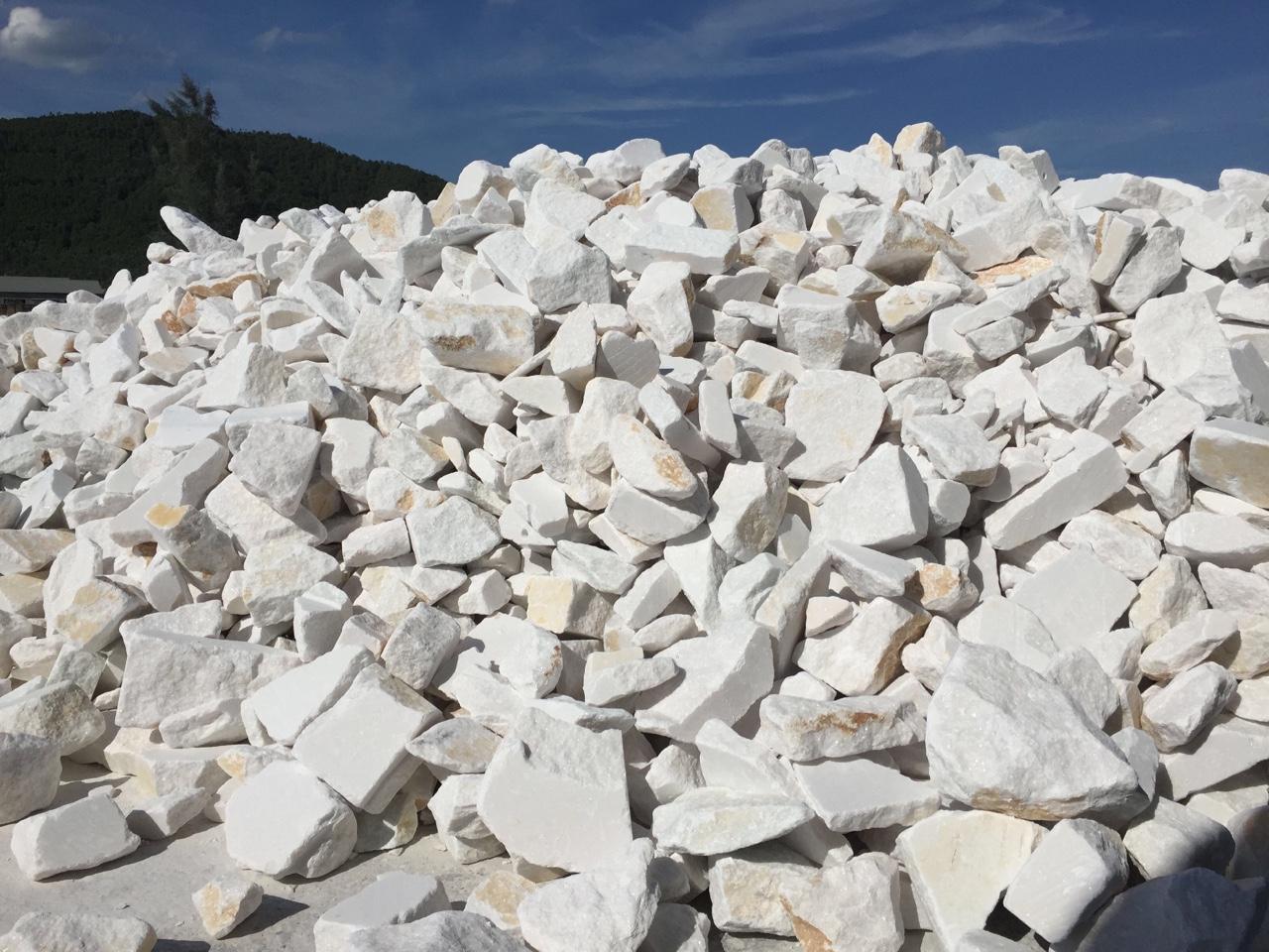 Lump stone