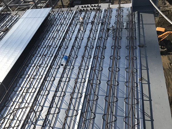 Decking floor construction