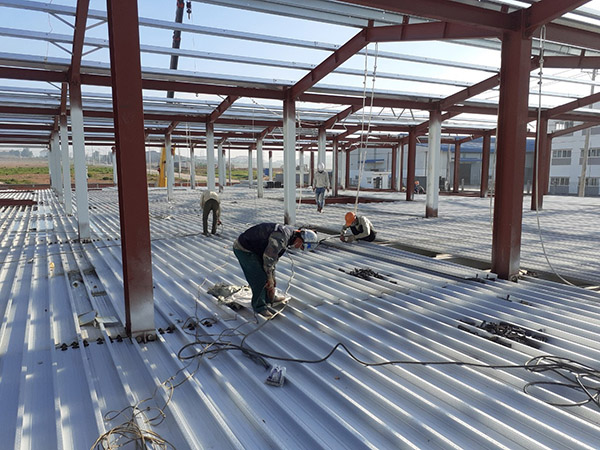 Decking floor construction