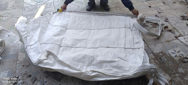 Discharge bottom jumbo bag
