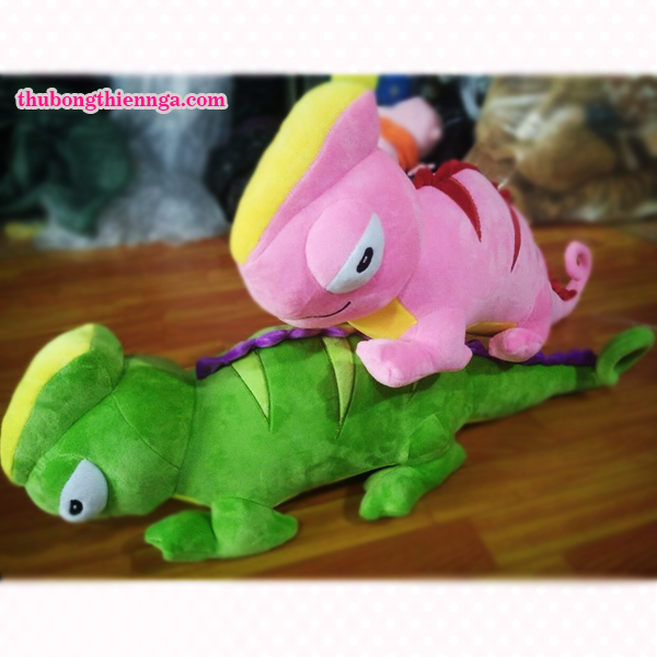 Stuffed lizard