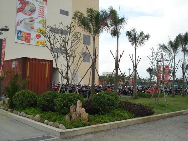 Lotte Vietnams greenery system