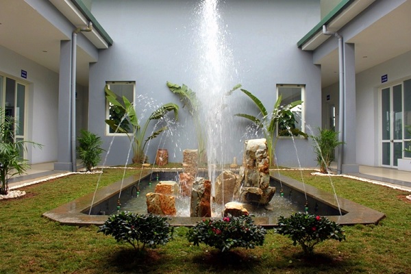 Indoor fountain