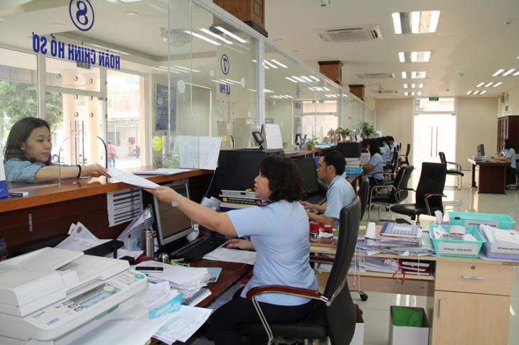 Customs declaration service