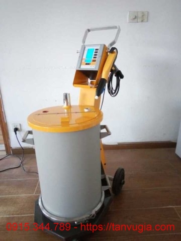 Electrostatic spray guns