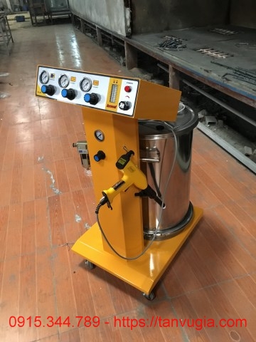 Electrostatic spray guns