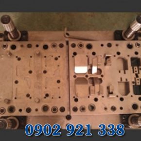 Continuous stamping mould