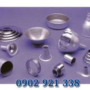 Deep drawing mould