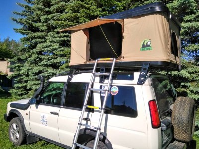 Tourist tent
