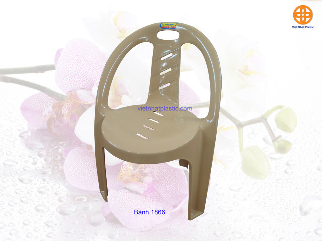 Plastic chair