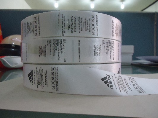 Satin label