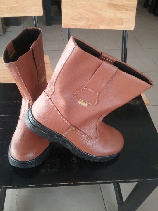 safety shoes