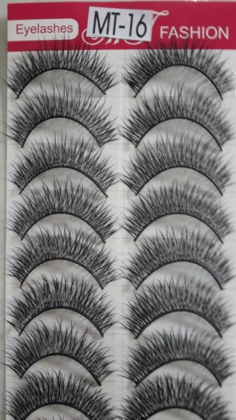 Fake eyelashes for party