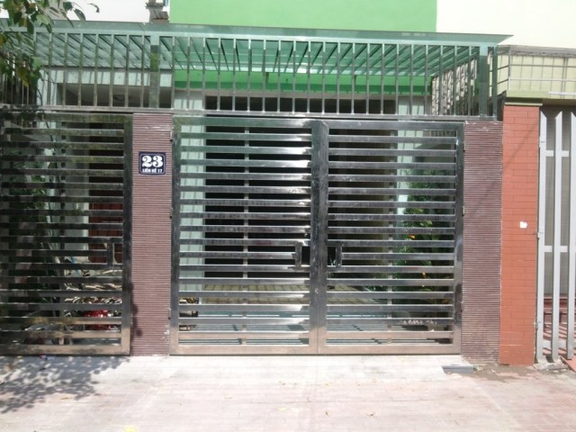 Stainless steel gates