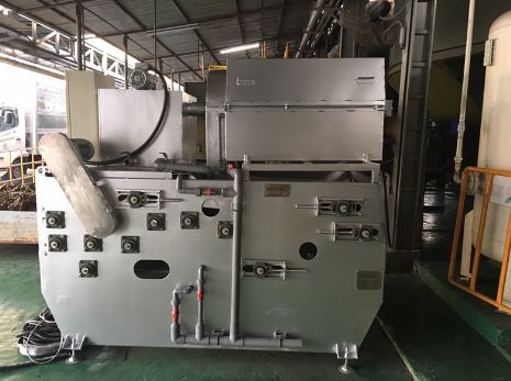 Belt press machine