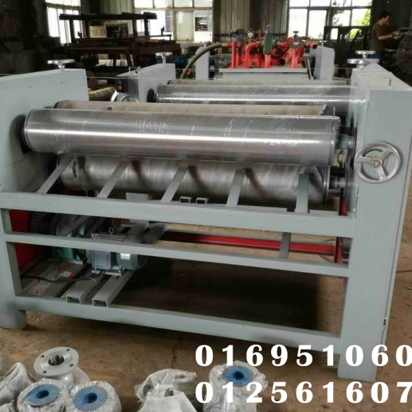 Gluing machine