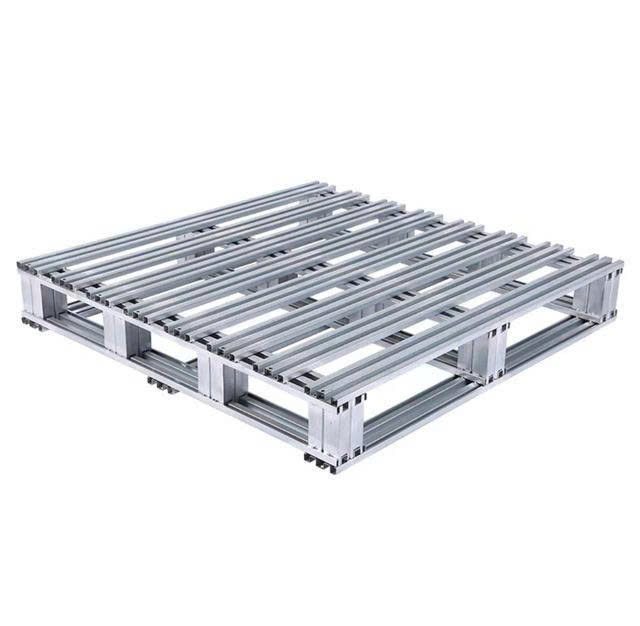 Iron pallet