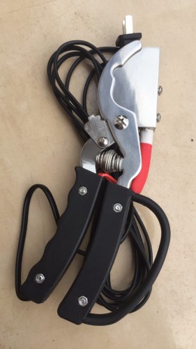 Electric tail pliers