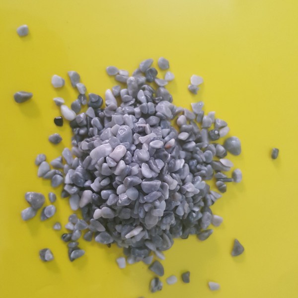 Grey pebble tumbled stone 2-3mm