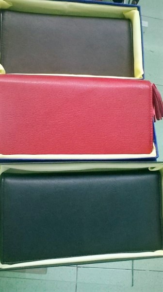 Leather wallet for women