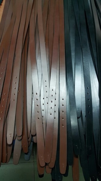 Leather belt for women