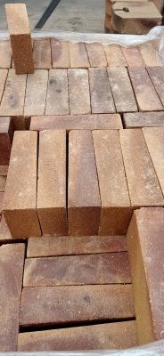 Refractory high alumina brick