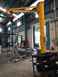Suspension overhead crane