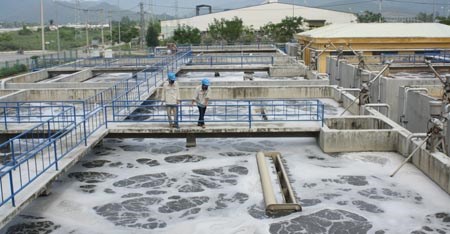 Waste water treatment system