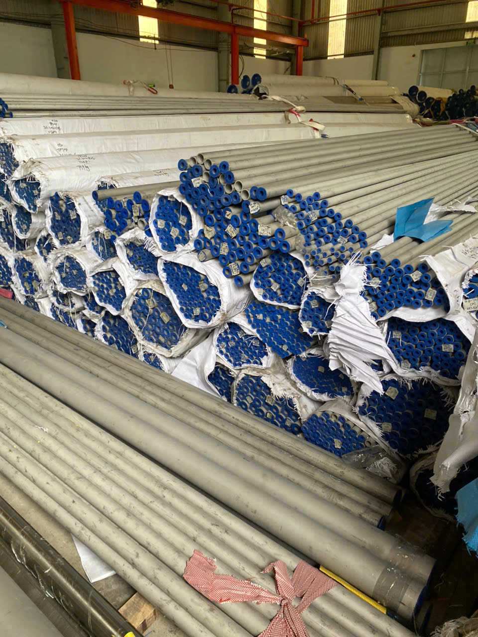304 - 201- 316 Stainless steel solid bars/tubes