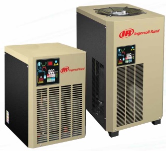 Refrigerant air dryer
