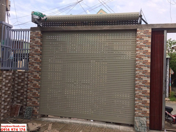 Roller door