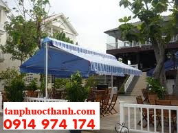 A-frame retractable awning